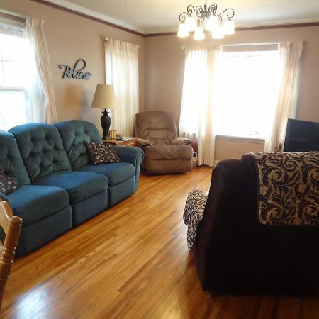 Covered By Faith Rentals -Storybook Home Rochester Bagian luar foto