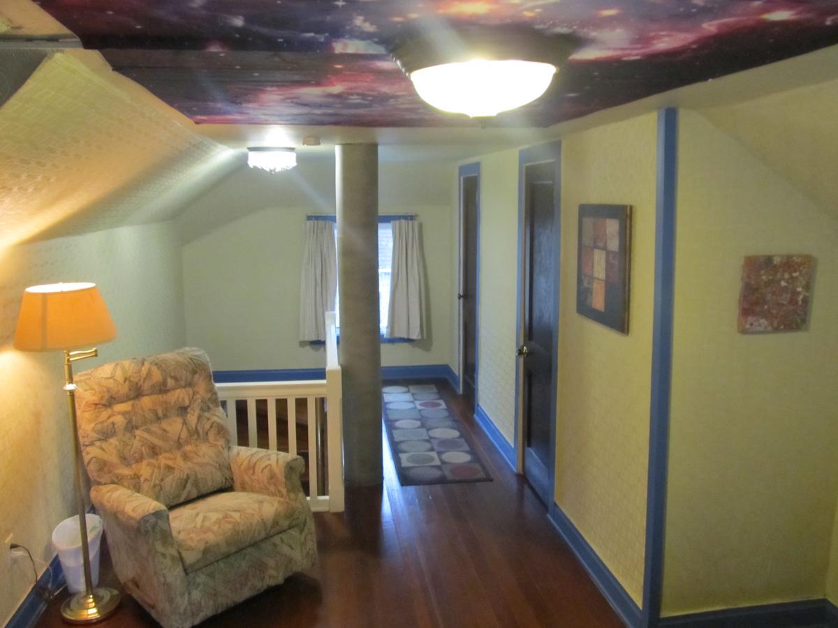 Covered By Faith Rentals -Storybook Home Rochester Bagian luar foto