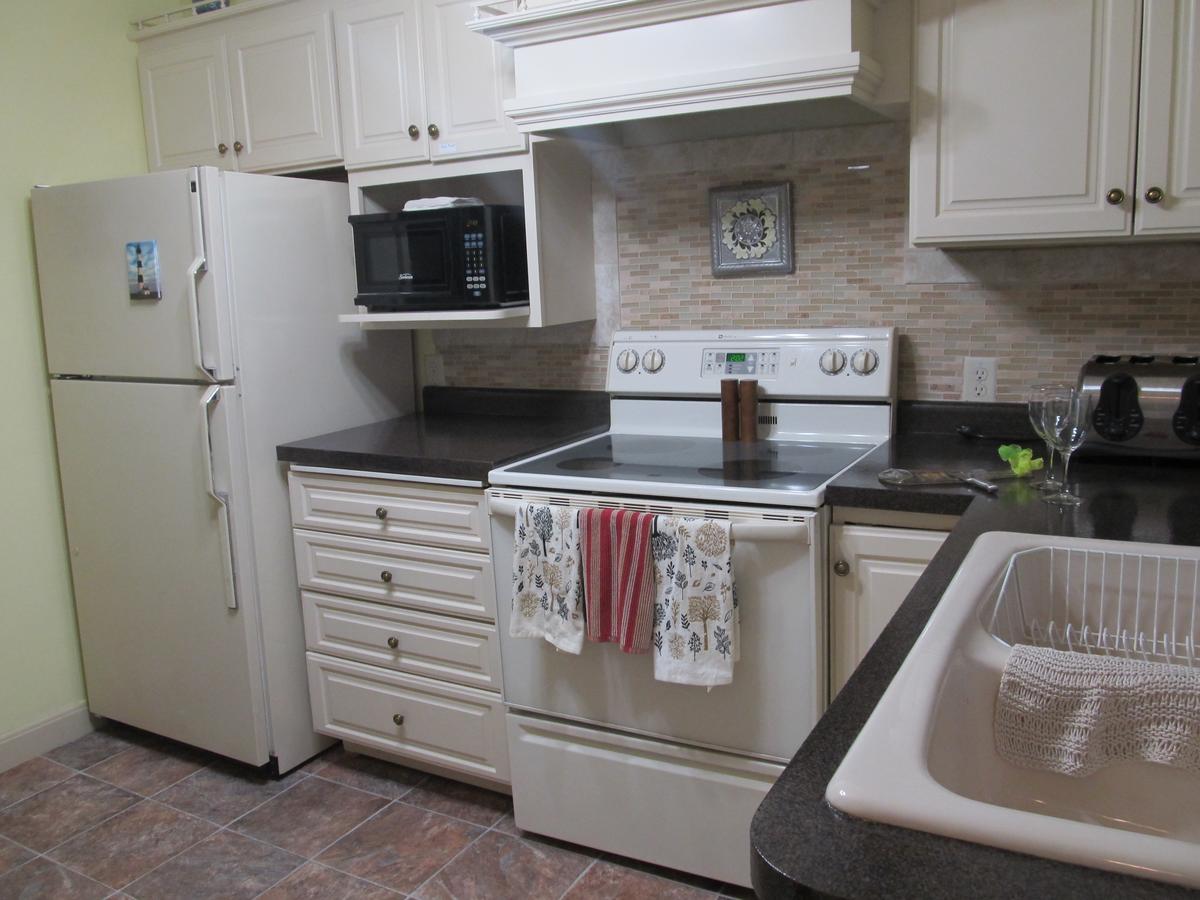 Covered By Faith Rentals -Storybook Home Rochester Bagian luar foto