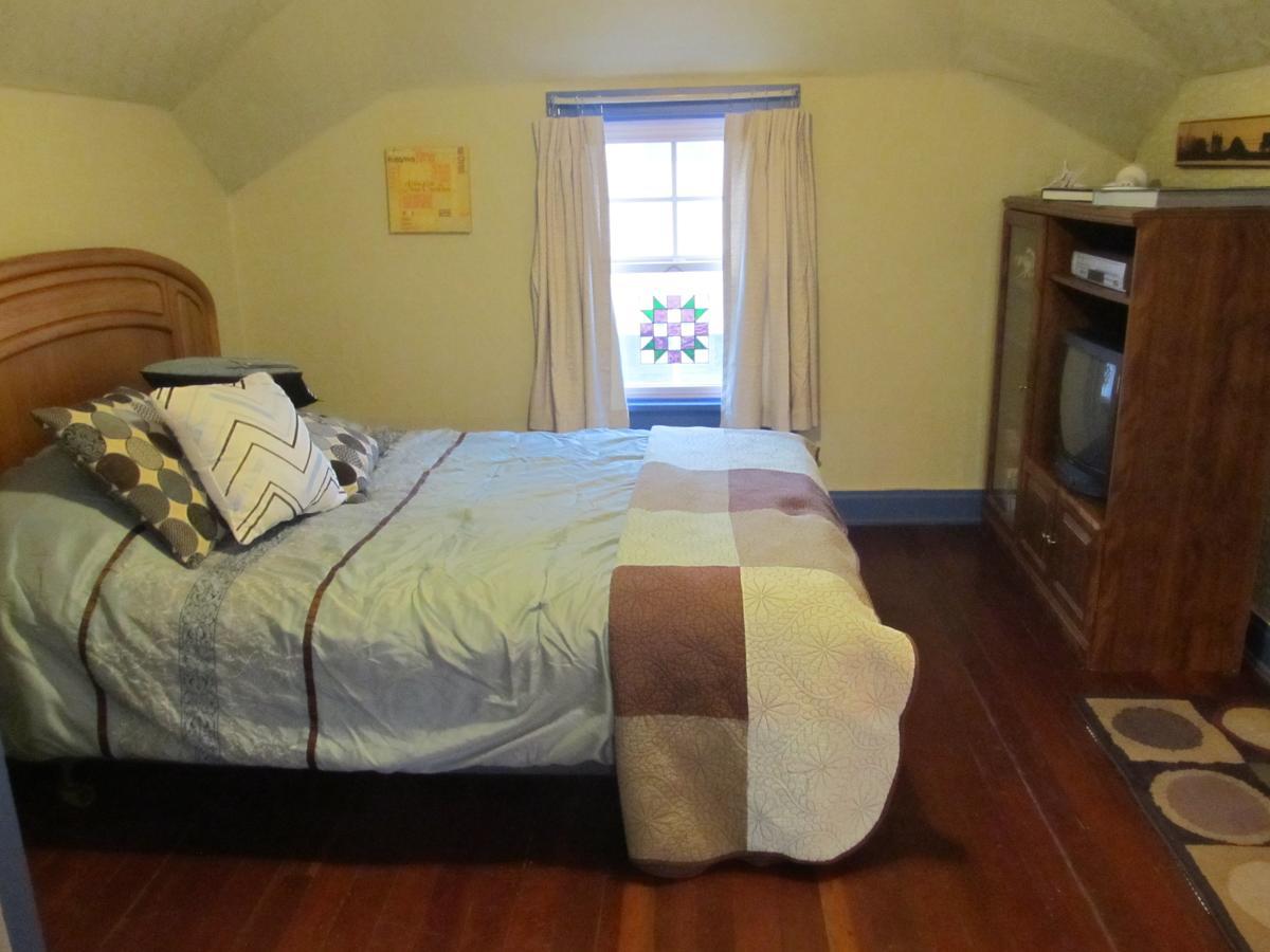 Covered By Faith Rentals -Storybook Home Rochester Bagian luar foto